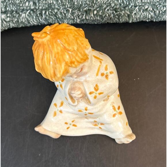 c1950s Ceramic Sleeping Child Shelf Sitter - Picture 7 of 9